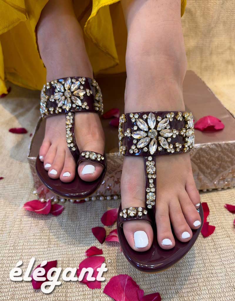 MAROON DIAMONTE KOLHAPURI HEELS